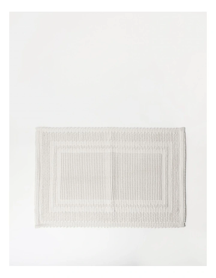 Textured Bath Mat in White