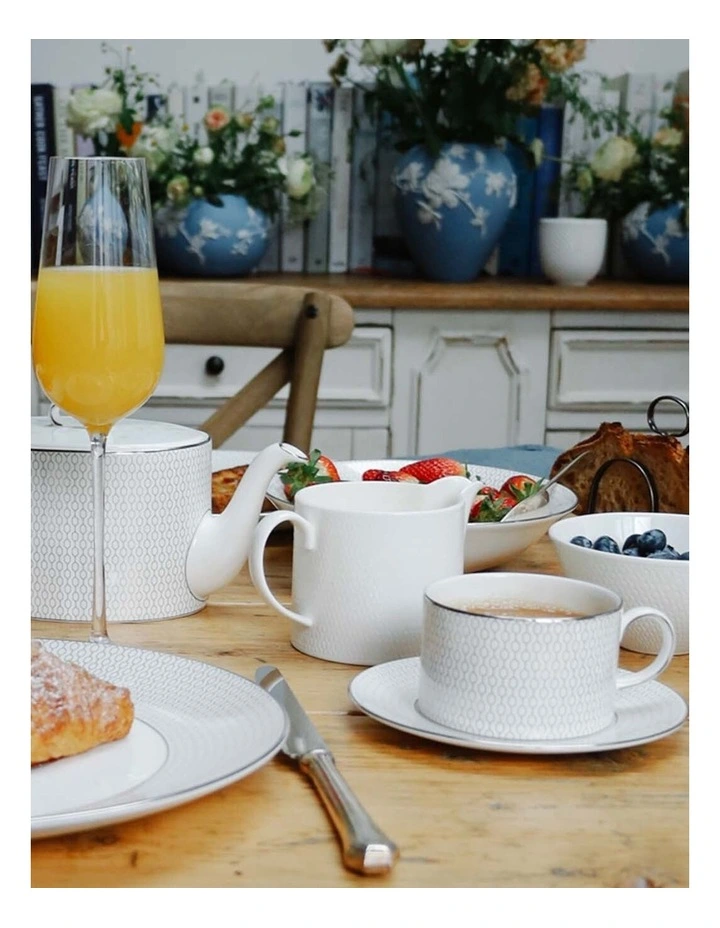 Gio Platinum Teacup & Saucer