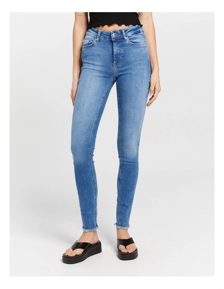 Blush Skinny Jeans in Medium Blue Denim