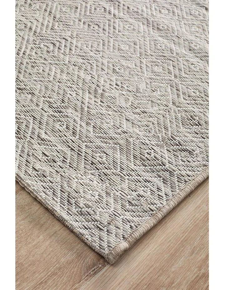 Terrace Rug 5500 in Grey