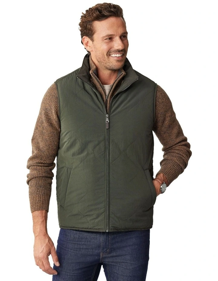 Burnley Quilted Sherpa Vest in Olive