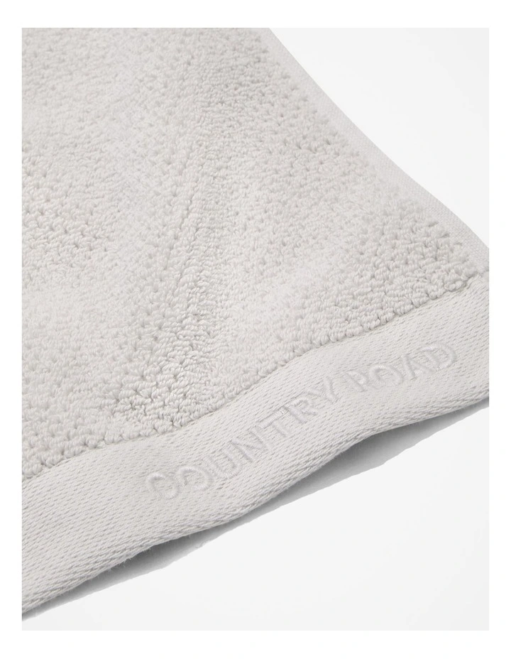 Calo Australian Cotton Bath Towel in Pale Grey