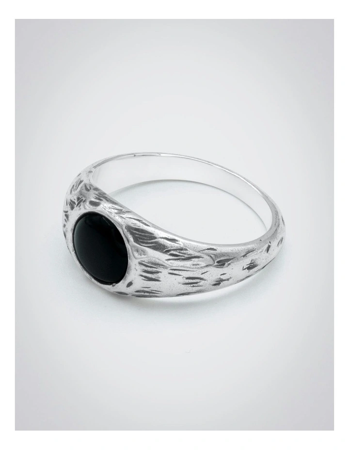 Onyx Ring in Black