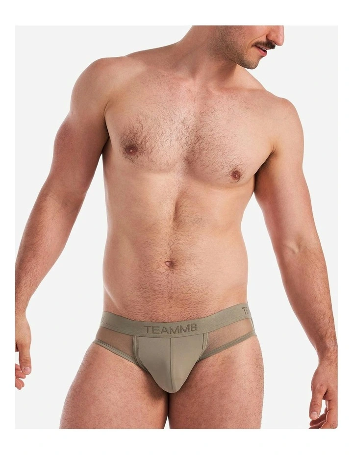 Score Sheer Jock in Army