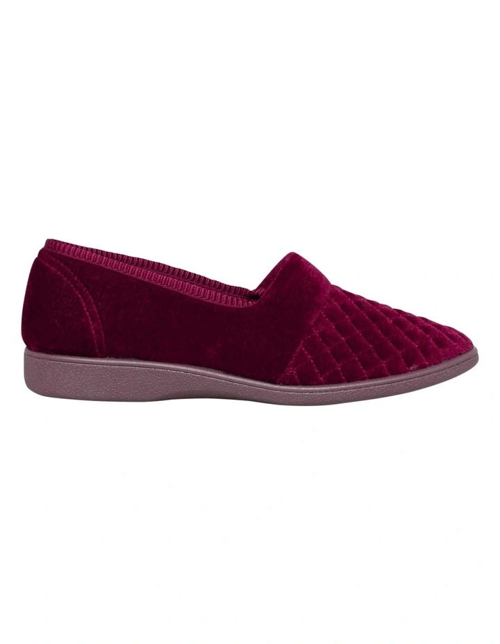 Slip-on Slipper in White