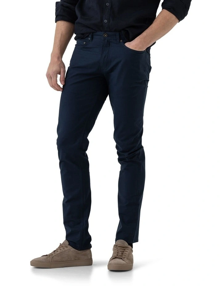 Gunn Straight Fit Jean Short Leg in Navy