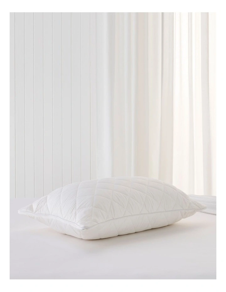 Australian Super Washable Wool Surround Pillow in White
