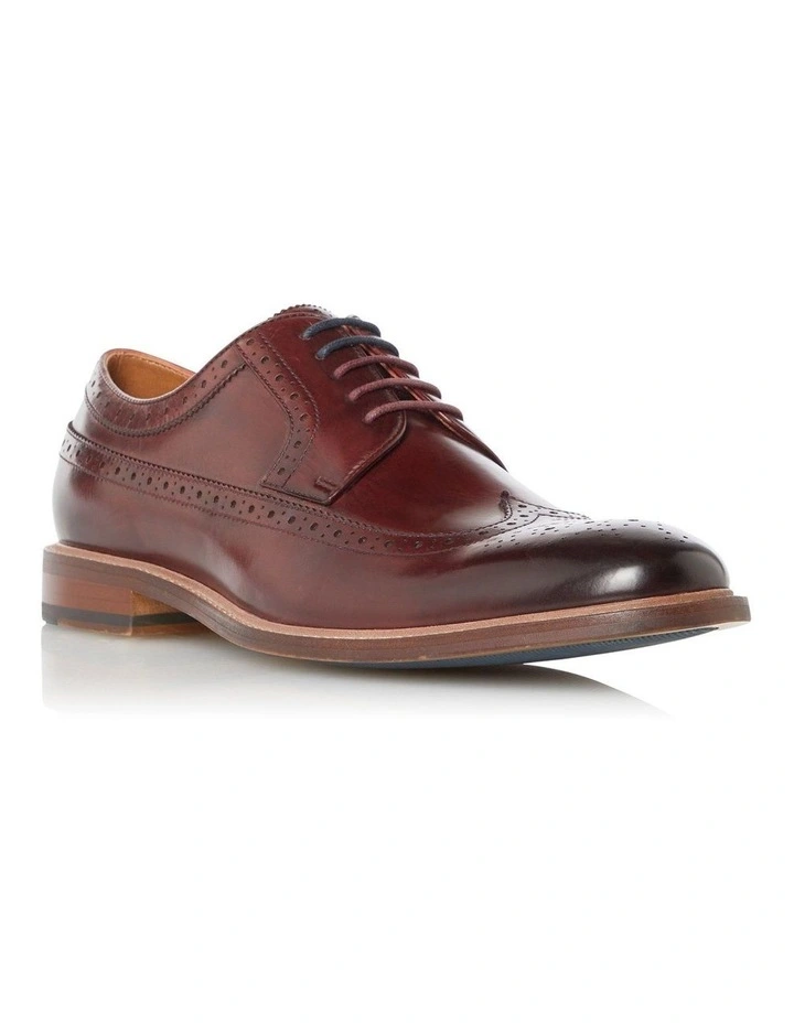 Superior Lace-Up Shoes in Bordo