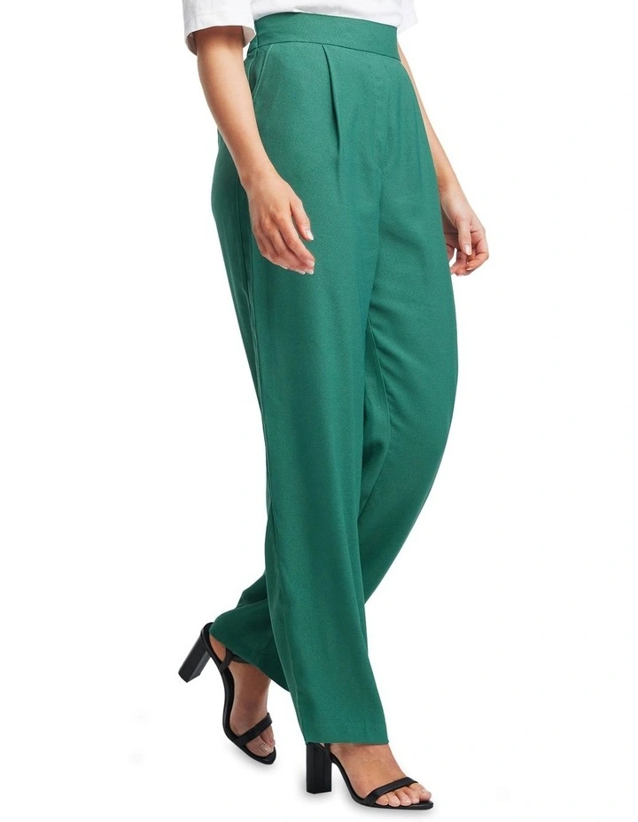 Jade Pant in Sage