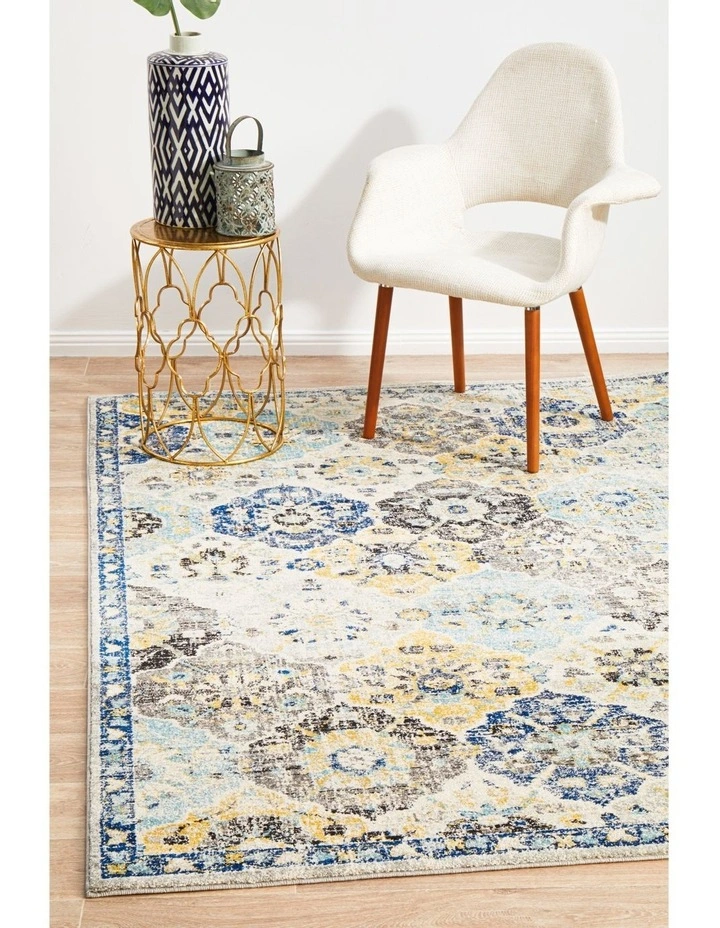 Evoke Poppy Transitional Rug in Multi