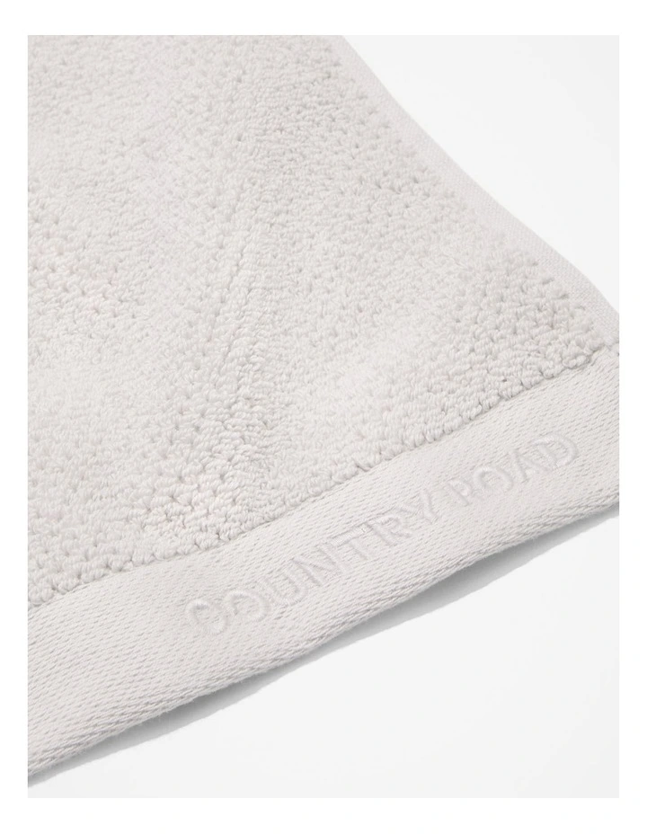 Calo Australian Cotton Hand Towel in Pale Grey