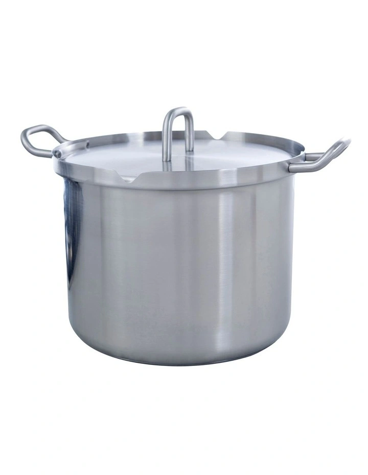 Q-Linair Master 24cm/7.9L Casserole with Lid