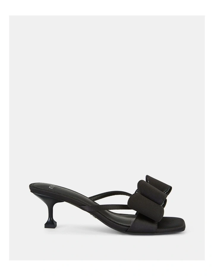 Yakitori Heels in Black