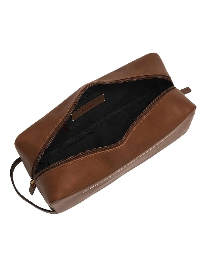 Westover Shave Kit in Medium Brown
