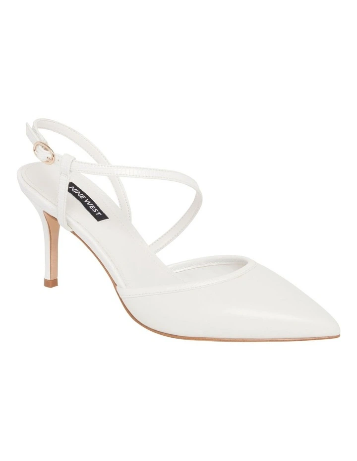 Miko Pump in White