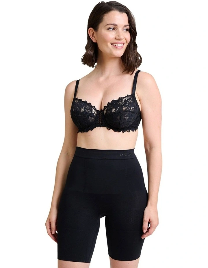 Arum Underwire Balconette Lace Bra in Black