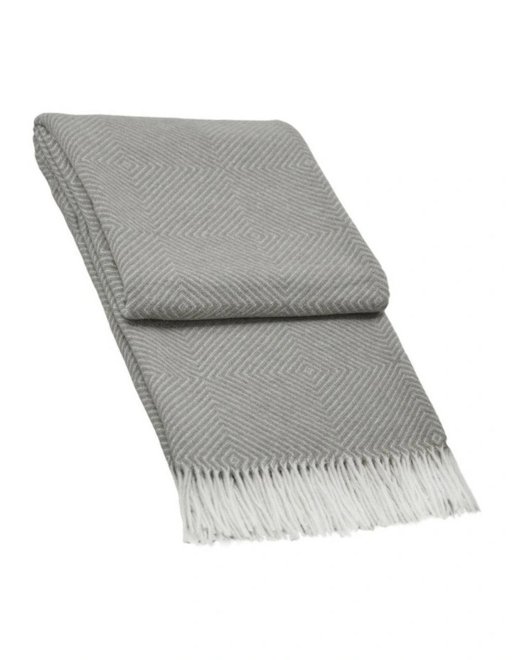 Hampton Throw Blanket in Light Grey