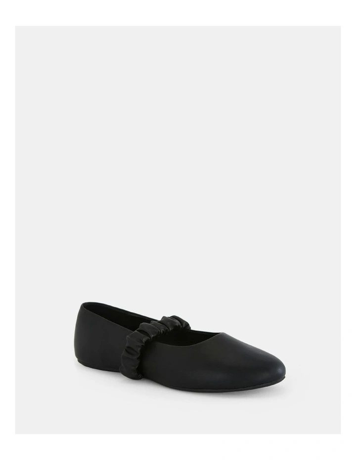 Cass Flats in Black