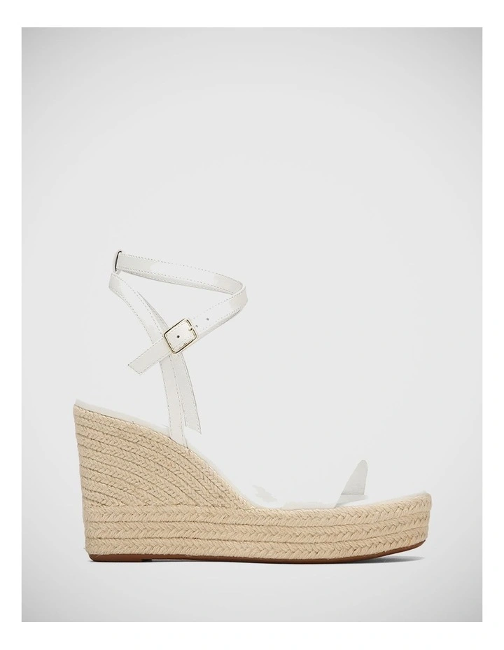 Veorra Leather Sandal in White