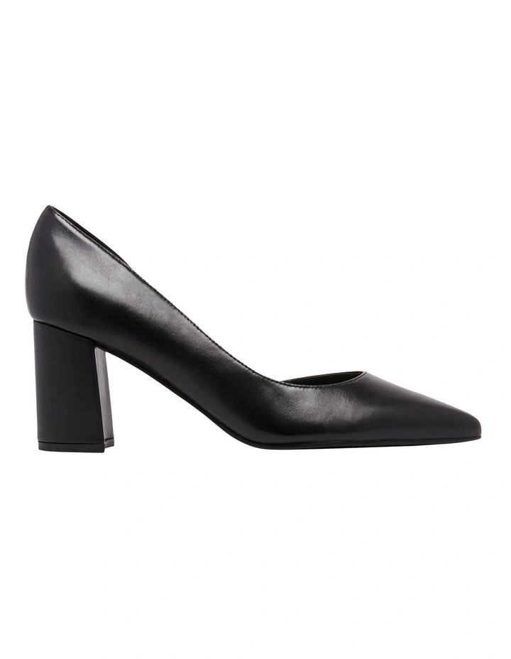 Cacina Pump in Black