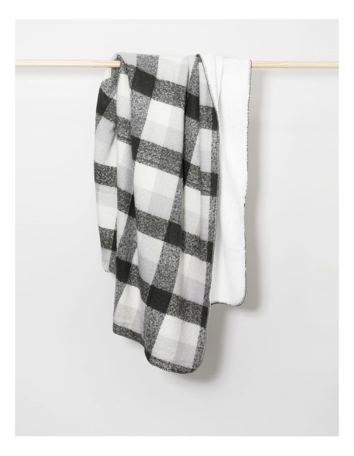Sherpa Blanket in Black