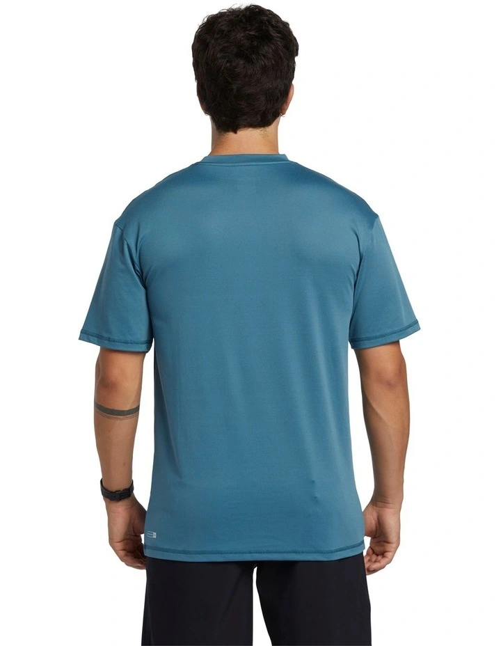 Solid Streak Short Sleeve Surf T-Shirt in Aegean Blue