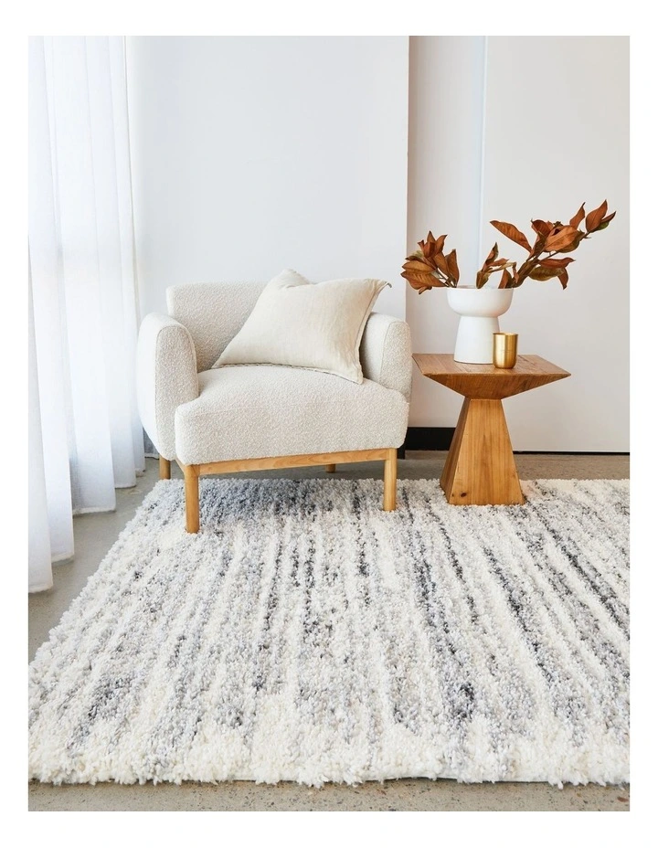 Moonlight Gleam Rug in Sky