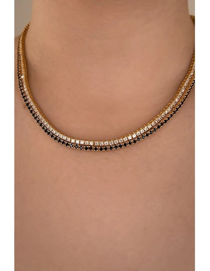 Flirtation Necklace in Gold