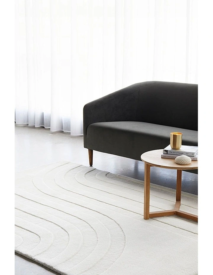 Summit Trail Rug in White