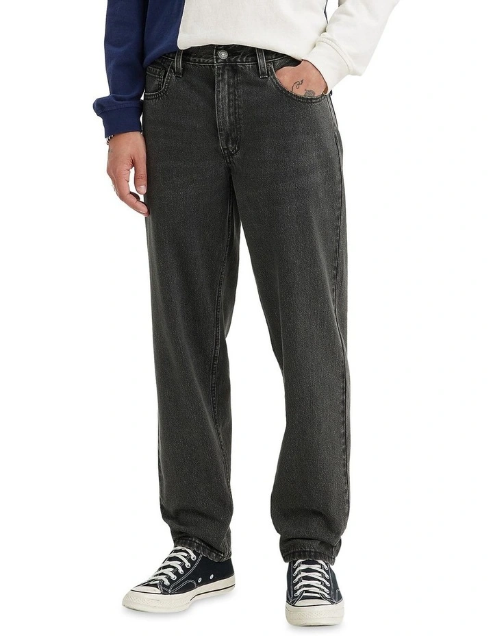 550 Relaxed Taper Jeans in Giving Peace