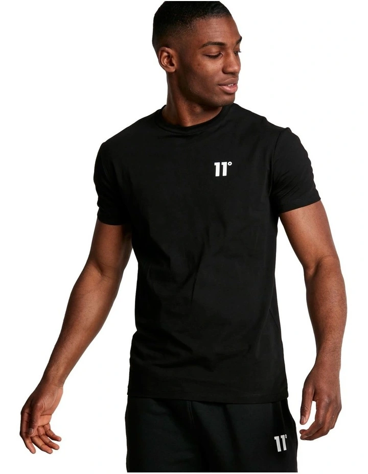 Core Muscle Fit T-shirt in Black
