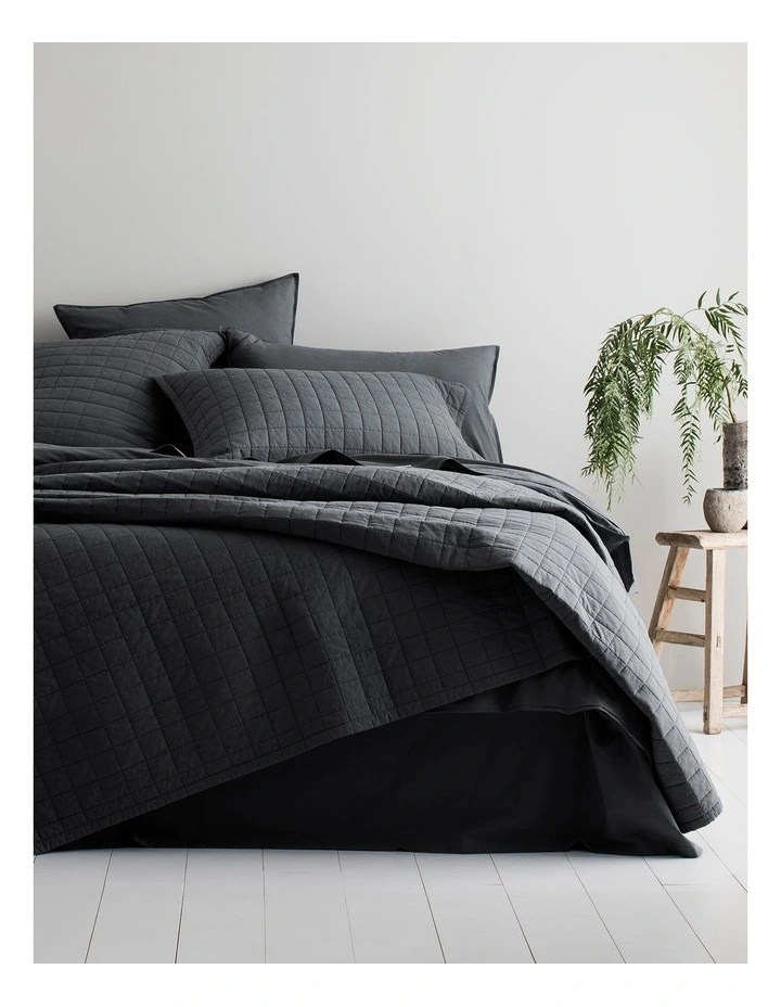 Reilly Bedcover in Carbon