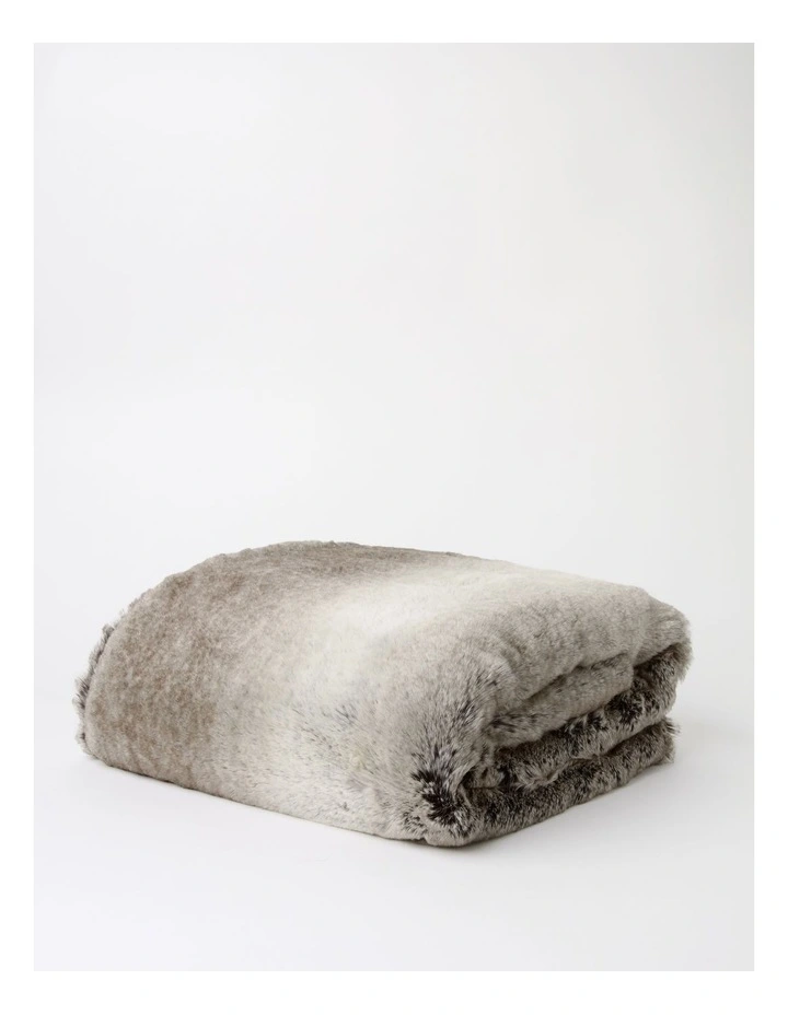 Oslo Throw in Natural