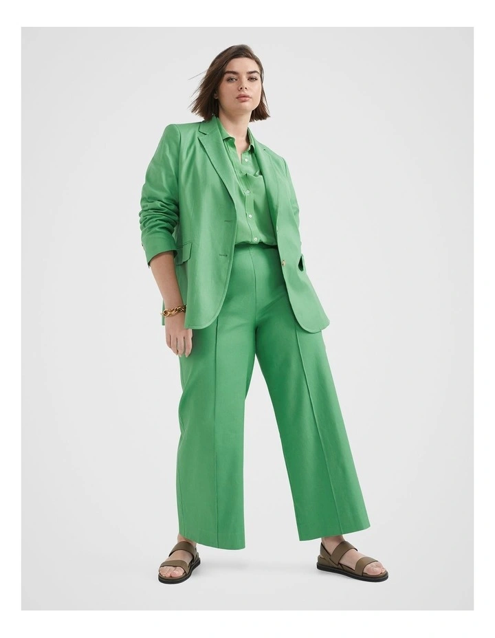 The Stretch Linen Clean Trouser In Palm Green