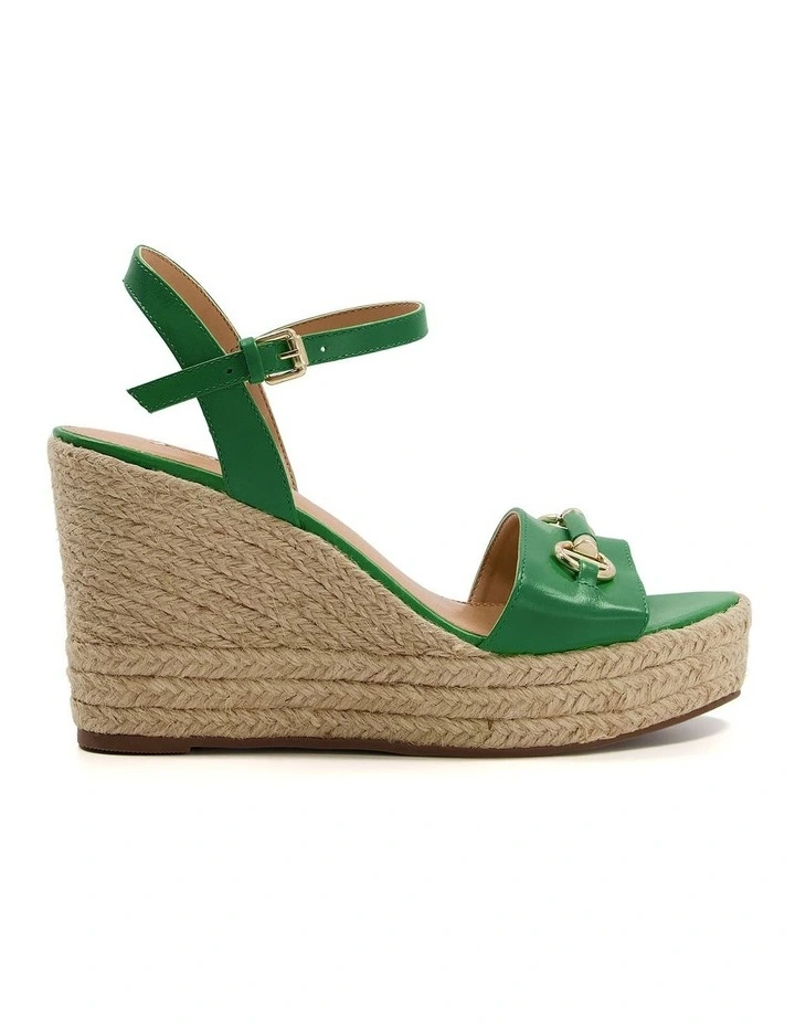 Kai Wedge in Green