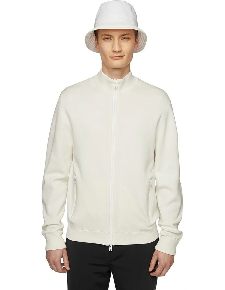 Sweater in Off White