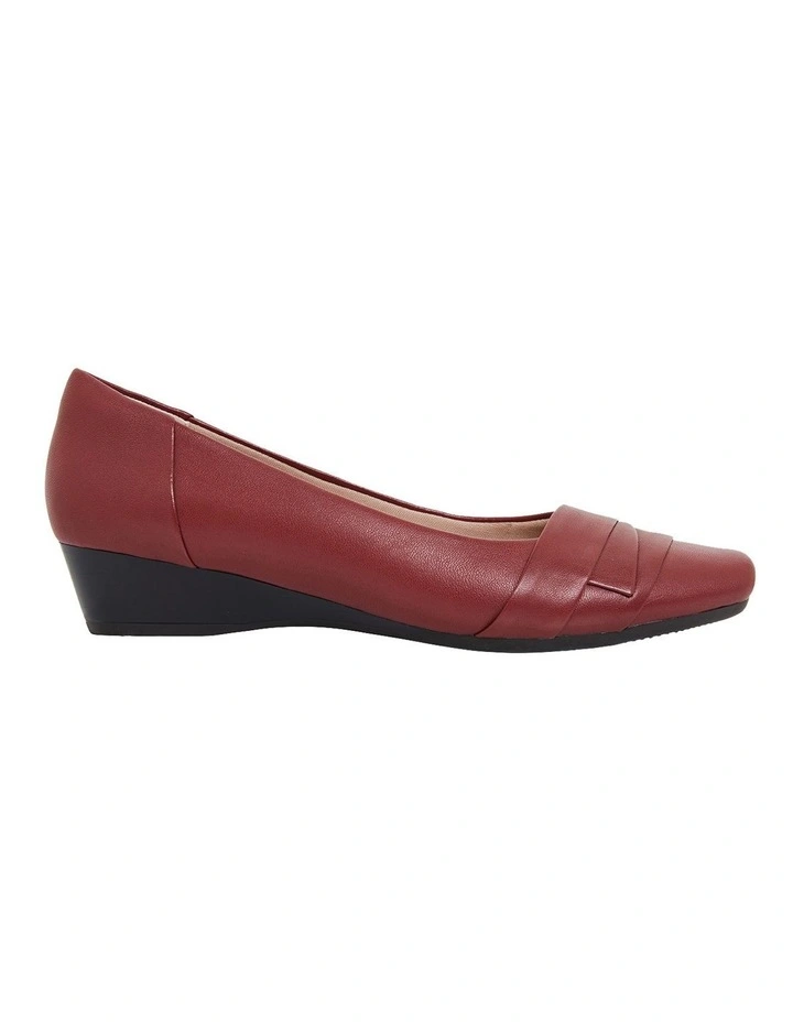 Saturn Heeled Shoes in Red Leather