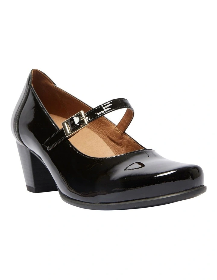 Casino Heeled Shoes in Black Patent Leather