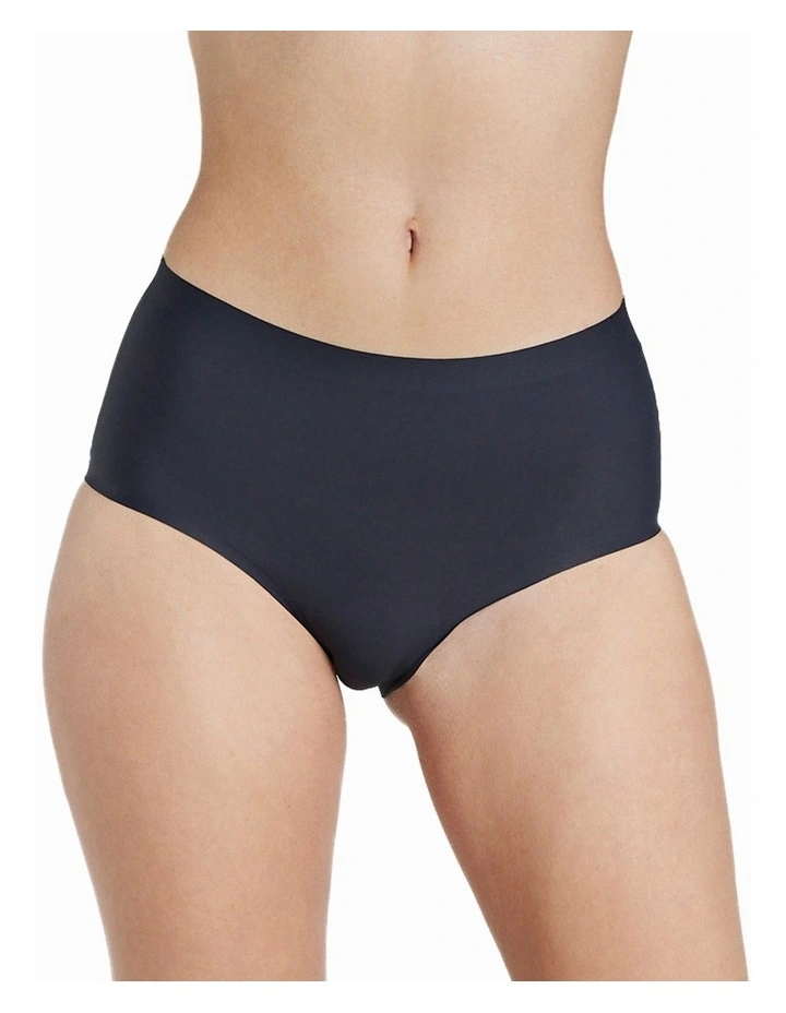 Flo Light Midi Brief in Black