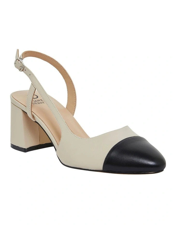 Chapter Black Glove / Ivory Heeled Shoes