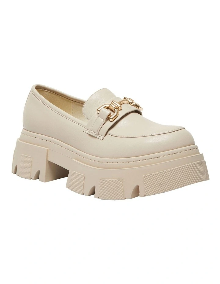Rampage Flat Shoes in Beige