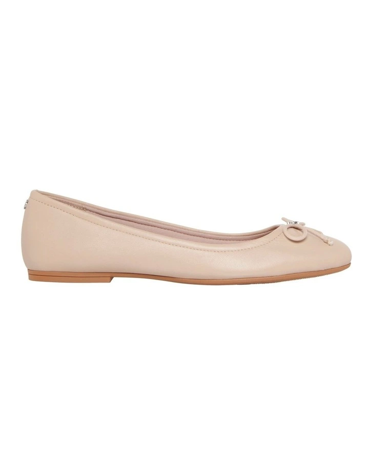 Babydoll Loafer in Blush Leather