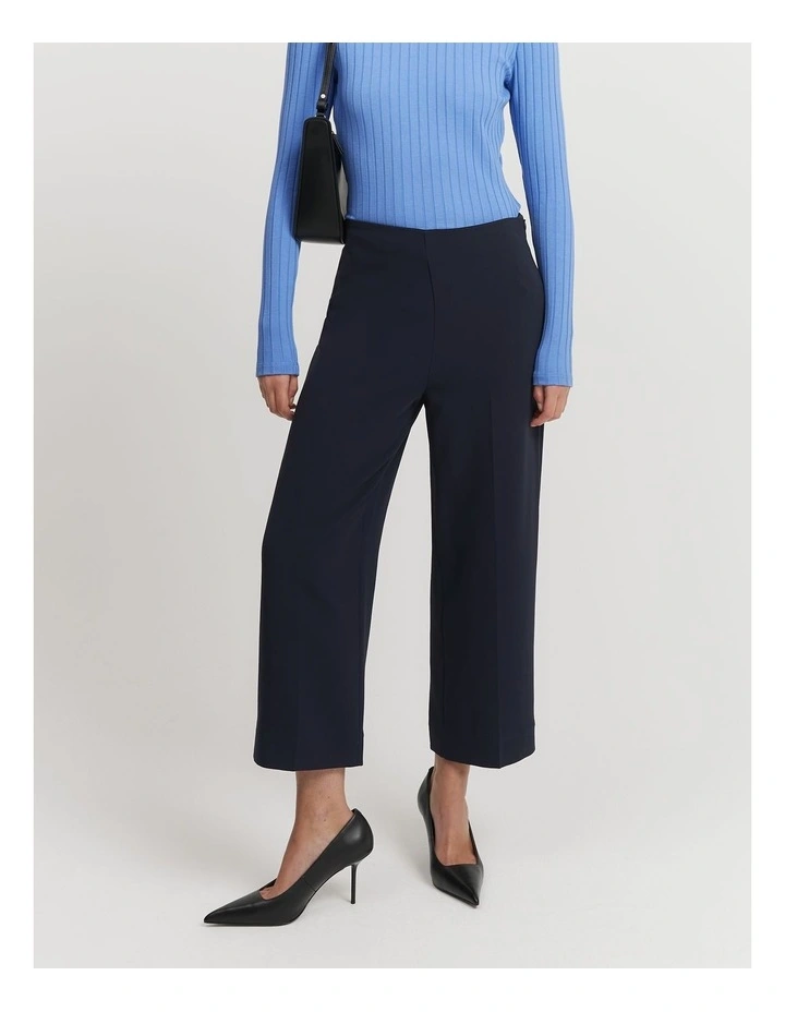 Soft Tailored Culotte in Navy