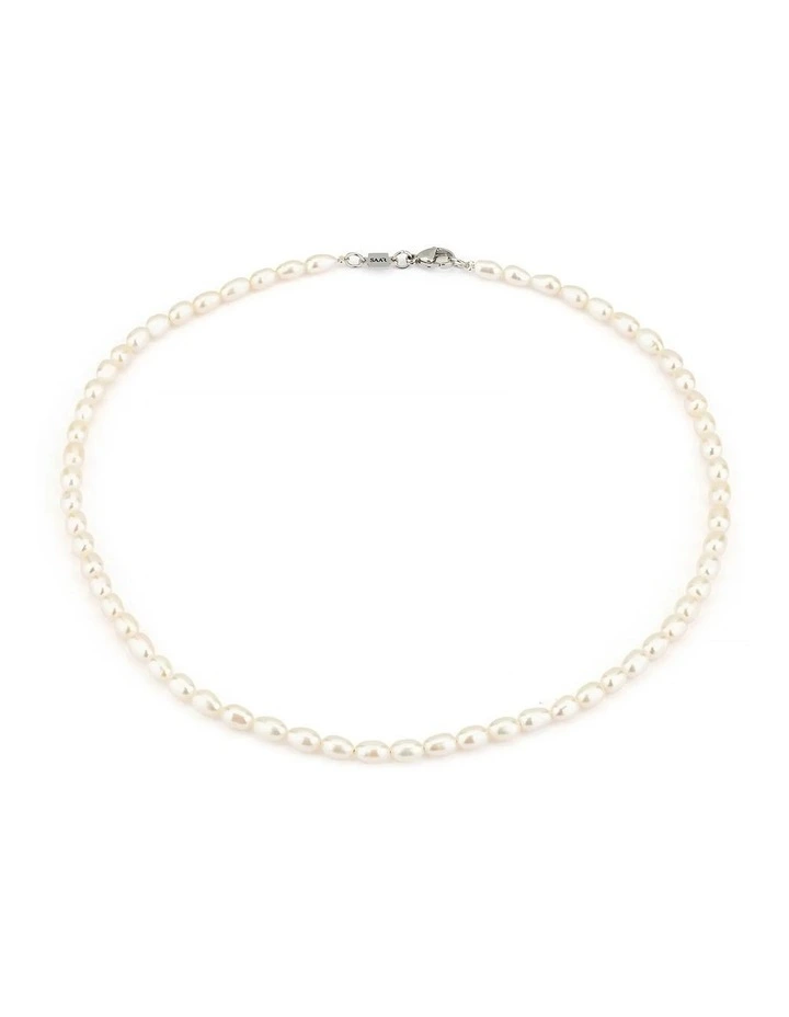 Tom Pearl Necklace in White