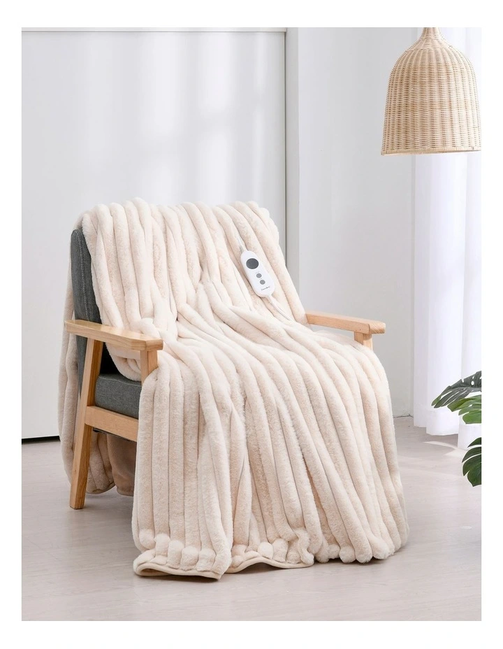 Chunky Embossed Fleece Heated Throw in Natural