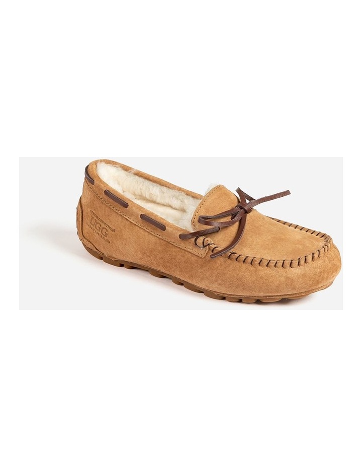 Romy Inner Wedge Moccasin in Chestnut