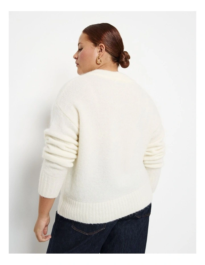 V Neck Knit in Ecru