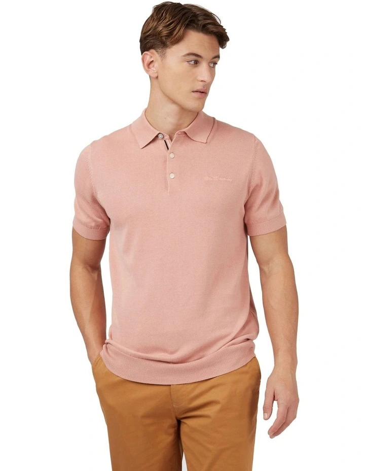Signature Short Sleeve Knitted Polo T-shirt in Red