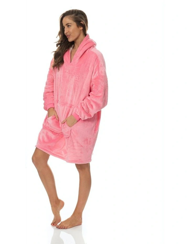 Snug Hoodie in Pink