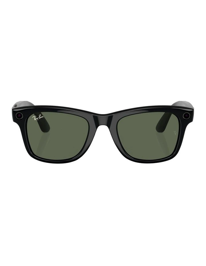 Meta Wayfarer Sunglasses in Black